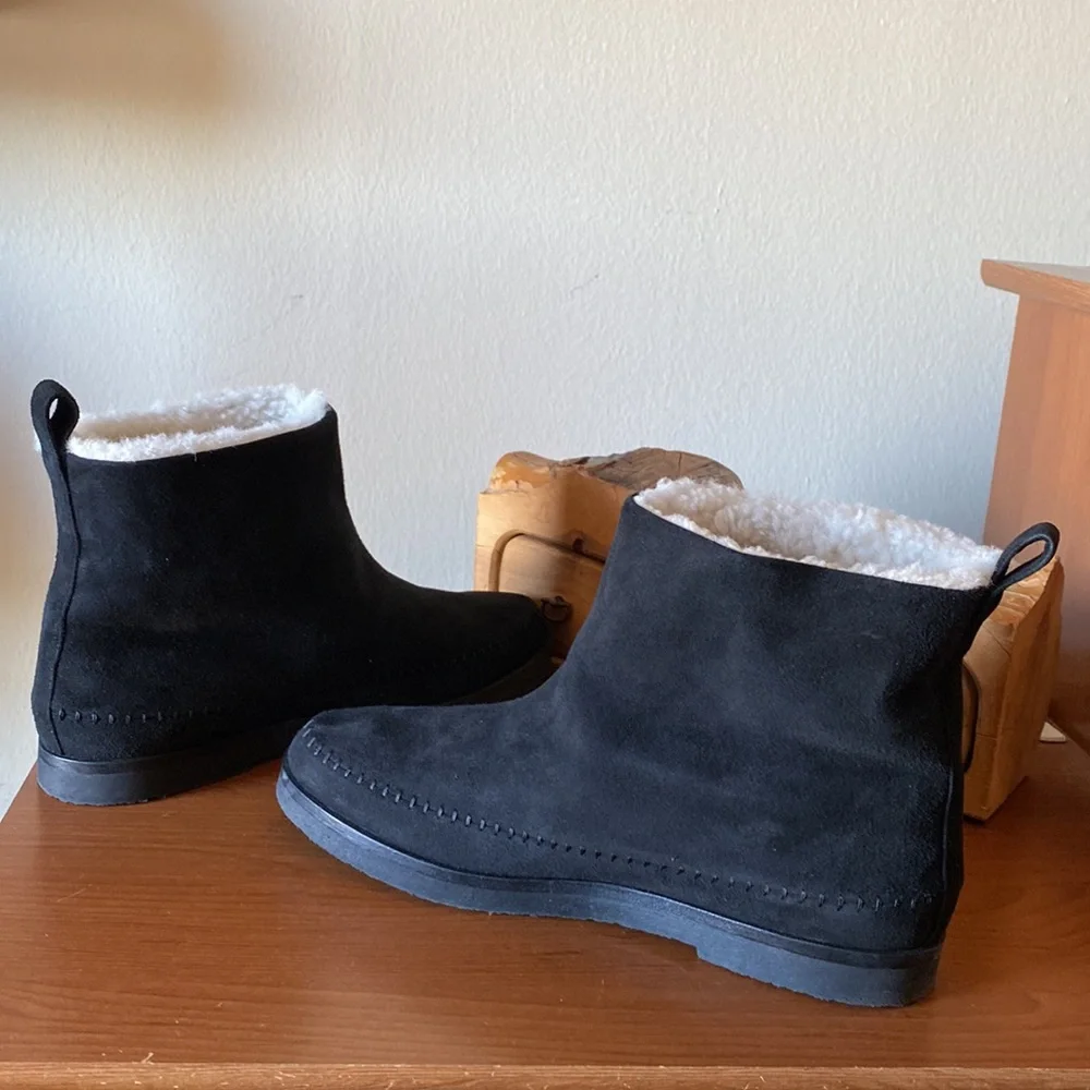 Jenni Kayne Shearling Sherpa Moc Boot. - Picture 5 of 9